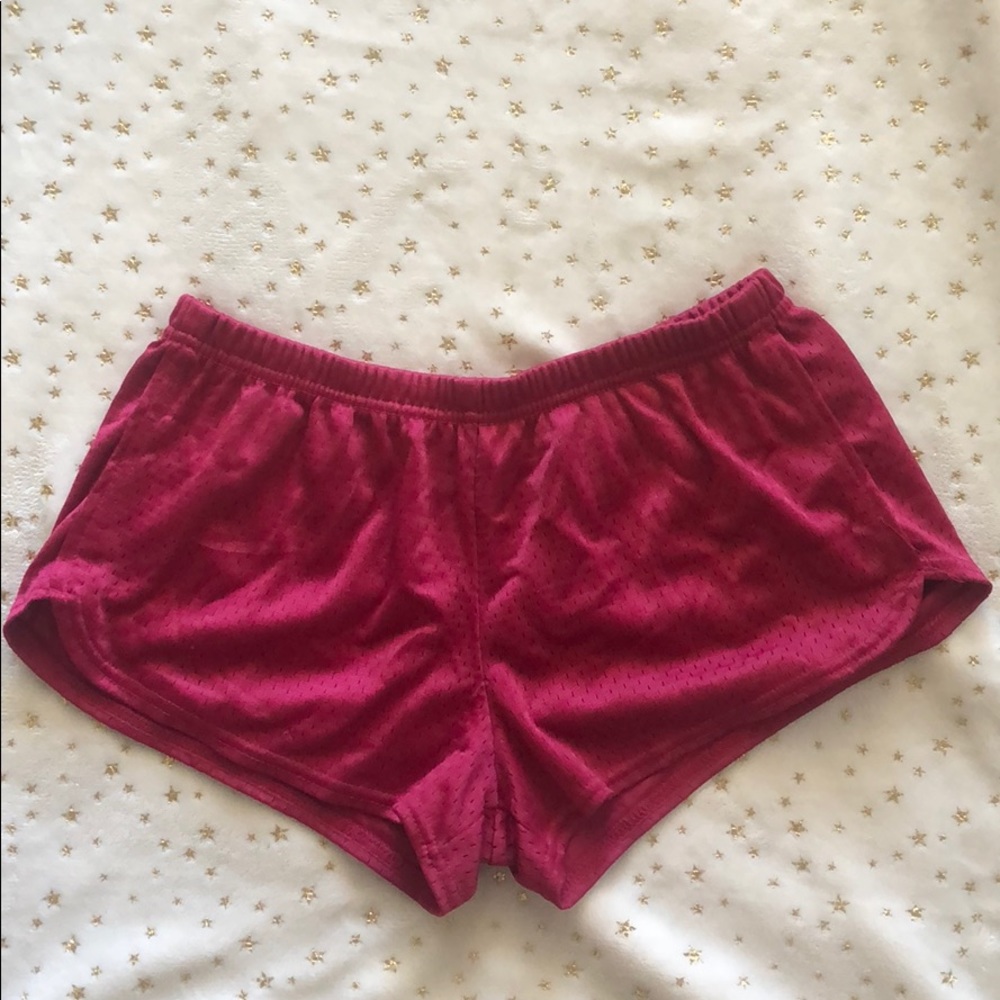 🔮 Pink Soffe shorts